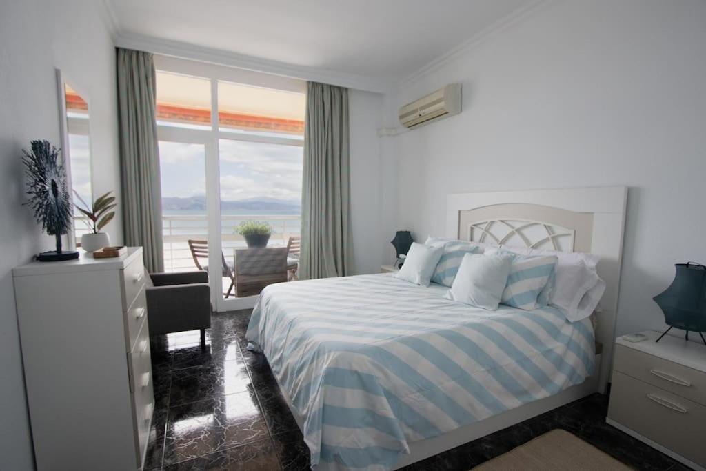 Love Rent4 Malaga La Torre De La Roca Torremolinos Eksteriør bilde
